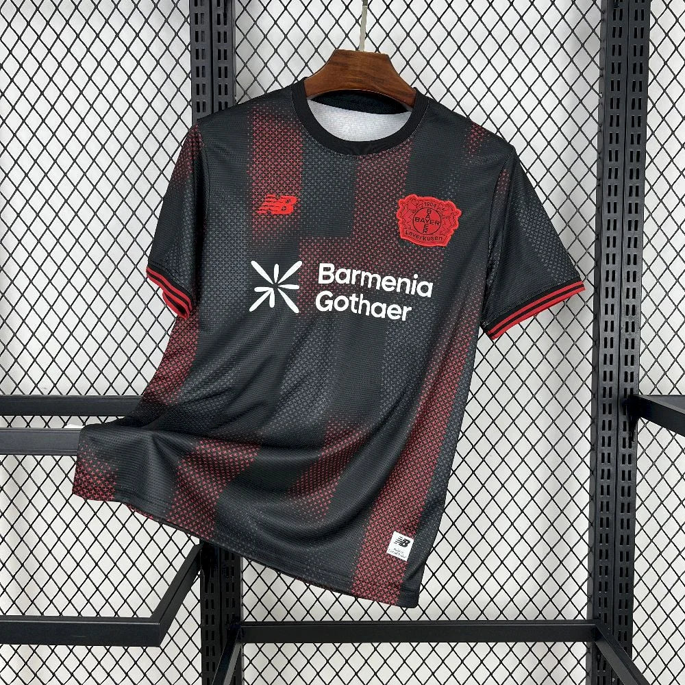 Maillot Bayer Leverkusen Domicile 2025/2026 vue de face
