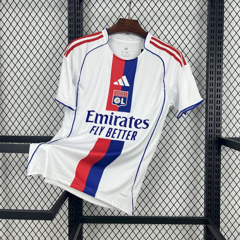 Maillot Olympique Lyonnais Domicile 2025/2026 vue de face