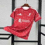 Maillot Liverpool Domicile 2026/2027 vue de face