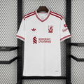 Maillot Liverpool Extérieur 2026/2027 vue de face