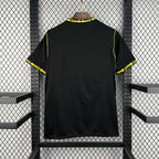 Maillot Chelsea Extérieur 2026/2027 vue arrière sur fond grillagé